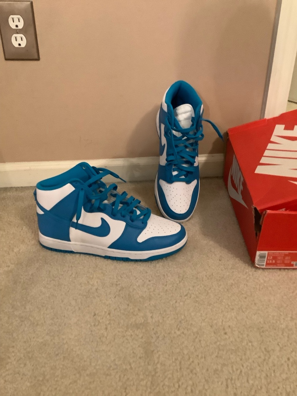 Nike Dunk High Retro Laser Blue & White Sneakers Mens size 12
